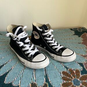 Black High Top Converse Size 6.5 Women’s